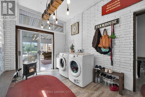 41 Foss Road, Welland, ON - Indoor Photo Showing Laundry Room