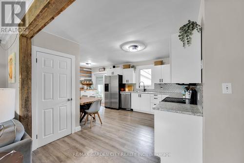 41 Foss Road, Welland, ON - Indoor Photo Showing Kitchen