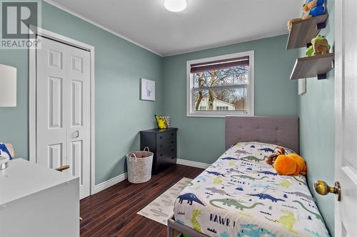 4 Vancouver Street, St. John'S, NL - Indoor Photo Showing Bedroom