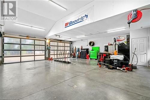 302769 Douglas Street, West Grey, ON - Indoor Photo Showing Garage