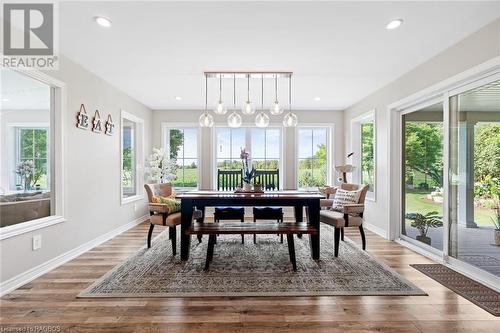 302769 Douglas Street, West Grey, ON - Indoor Photo Showing Dining Room