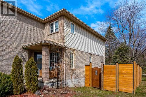 2 Pass Court, Barrie, ON - Outdoor