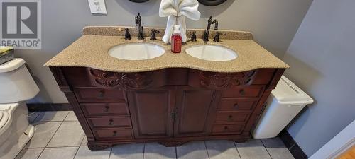 461 Creston Boulevard, Marystown, NL - Indoor Photo Showing Bathroom