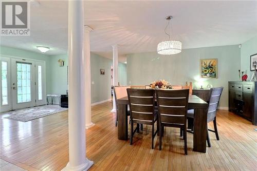 1047 Barachois, Dieppe, NB - Indoor Photo Showing Dining Room