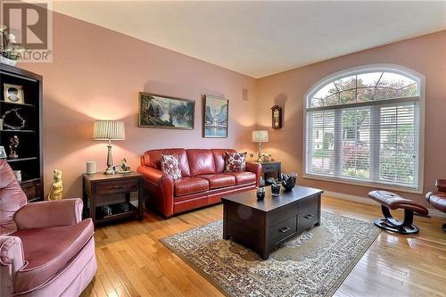 1047 Barachois, Dieppe, NB - Indoor Photo Showing Living Room