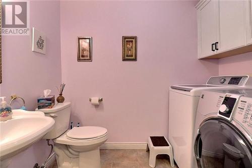 1047 Barachois, Dieppe, NB - Indoor Photo Showing Laundry Room