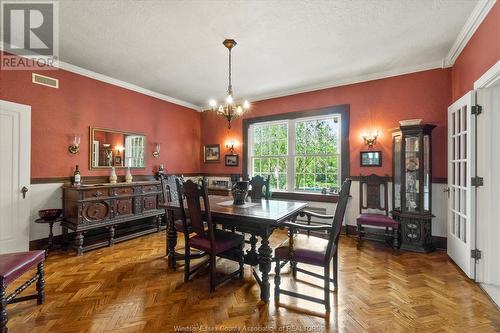 53 Laird Avenue South, Amherstburg, ON - Indoor Photo Showing Dining Room