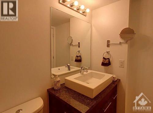 360 Cumberland Street Unit#103, Ottawa, ON - Indoor Photo Showing Bathroom