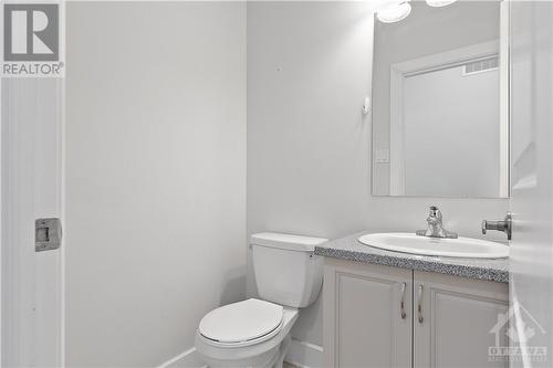 36 Hurdis Way, Carleton Place, ON - Indoor Photo Showing Bathroom