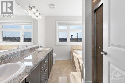 36 Hurdis Way, Carleton Place, ON - Indoor Photo Showing Bathroom