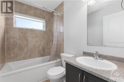 36 Hurdis Way, Carleton Place, ON - Indoor Photo Showing Bathroom