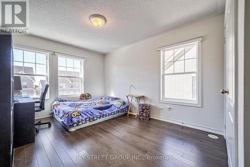 54 Cathedral High Street, Markham, ON - Indoor Photo Showing Bedroom