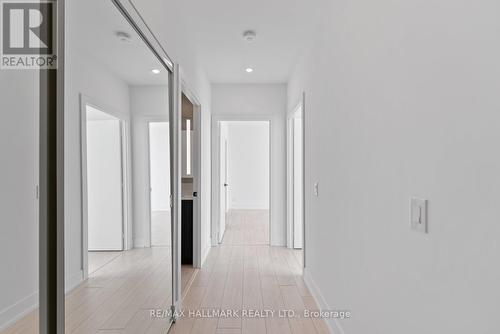 Ph 4 - 270 Dufferin Street, Toronto, ON - Indoor Photo Showing Other Room