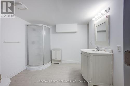 1632 Haig Street, London, ON - Indoor Photo Showing Bathroom
