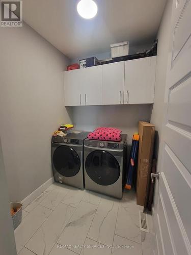 1573 Dylan Street, London, ON - Indoor Photo Showing Laundry Room