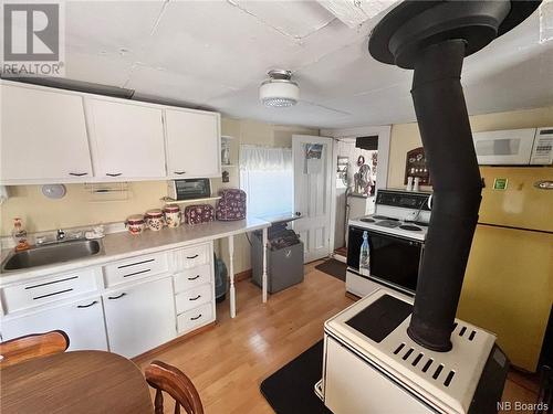 / 107 Route, Fielding, NB - Indoor Photo Showing Kitchen