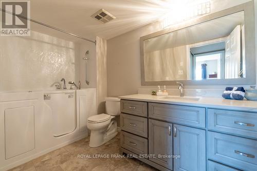 102 - 50 Rivermill Boulevard, Kawartha Lakes, ON - Indoor Photo Showing Bathroom