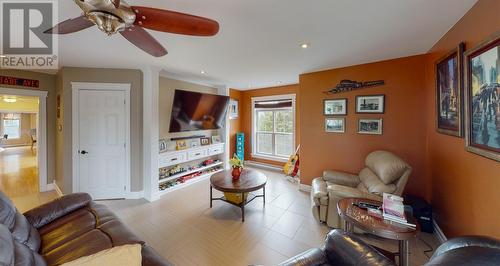 20 Kavanaghs Road, Clarkes Beach, NL - Indoor Photo Showing Living Room