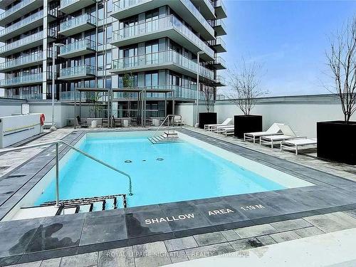 1808-4675 Metcalfe Ave, Mississauga, ON - Outdoor With In Ground Pool With Balcony