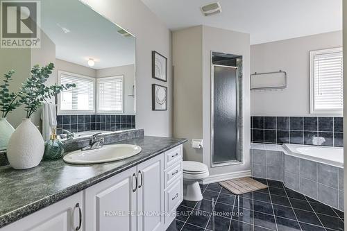 39 West Normandy Drive, Markham, ON - Indoor Photo Showing Bathroom
