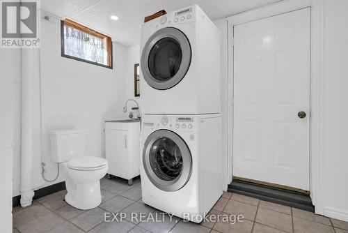 452 Clouston Road, Alnwick/Haldimand, ON - Indoor Photo Showing Laundry Room
