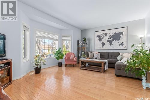 1138 7Th Street E, Saskatoon, SK - Indoor Photo Showing Living Room