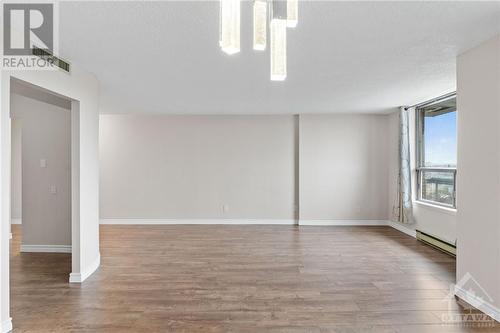 200 Lafontaine Avenue Unit#1602, Ottawa, ON - Indoor Photo Showing Other Room