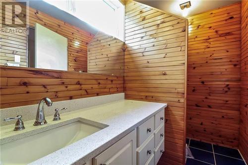 111 Du Couvent, Bouctouche, NB - Indoor Photo Showing Bathroom