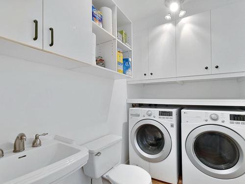 Salle de lavage - 1495 Crois. Nelligan, Mascouche, QC - Indoor Photo Showing Laundry Room