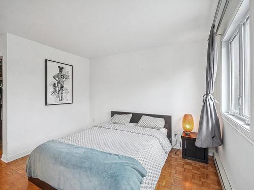 Master bedroom - 282 Rue Corot, Montréal (Verdun/Île-Des-Soeurs), QC - Indoor Photo Showing Bedroom