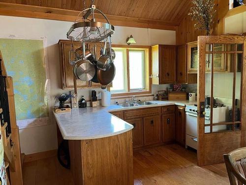 Cuisine - 1M Lac Dasserat, Rouyn-Noranda, QC - Indoor Photo Showing Kitchen With Double Sink