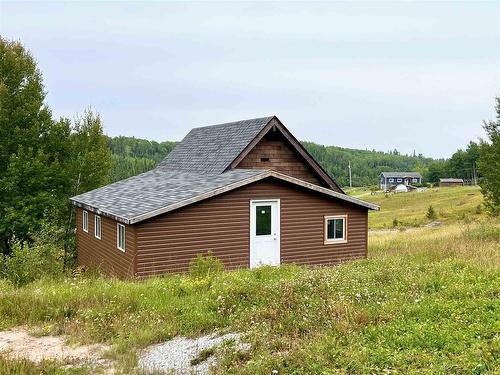 1615 Coker Road, Kenora, ON - Outdoor