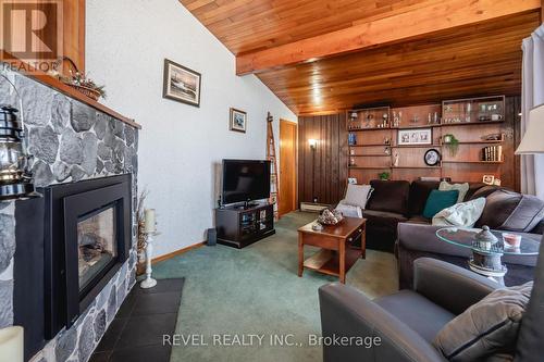 9 Tanners Road, Tay, ON - Indoor Photo Showing Living Room With Fireplace