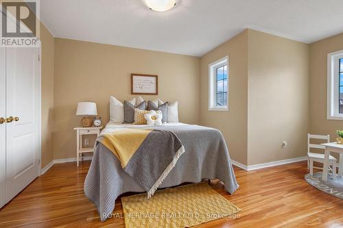 78 Cook Street, Kawartha Lakes, ON - Indoor Photo Showing Bedroom