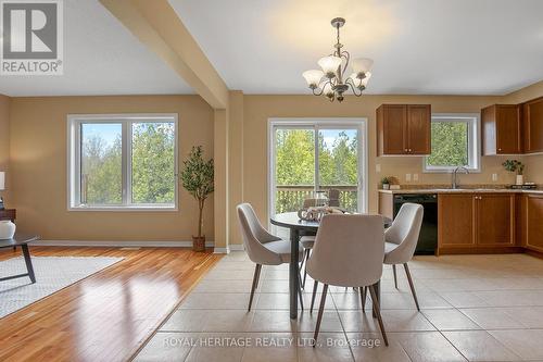78 Cook Street, Kawartha Lakes, ON - Indoor Photo Showing Dining Room