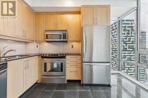 4102 - 33 Lombard Street, Toronto, ON - Indoor Photo Showing Kitchen With Double Sink