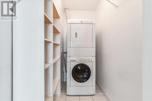 4102 - 33 Lombard Street, Toronto, ON - Indoor Photo Showing Laundry Room