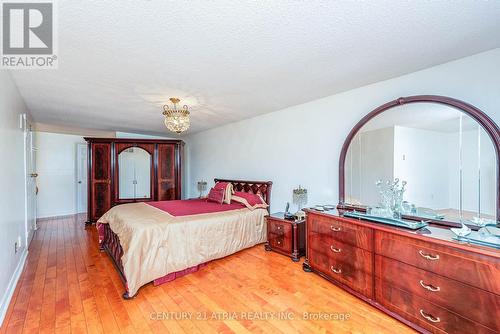 30 Houndtrail Drive, Toronto, ON - Indoor Photo Showing Bedroom