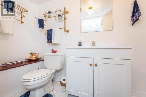30 Houndtrail Drive, Toronto, ON - Indoor Photo Showing Bathroom