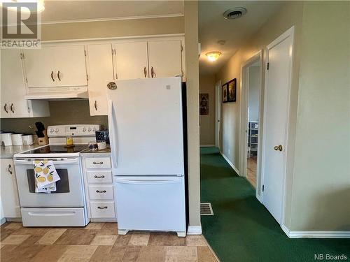 727 4Ieme Avenue, Grand Falls, NB - Indoor Photo Showing Kitchen