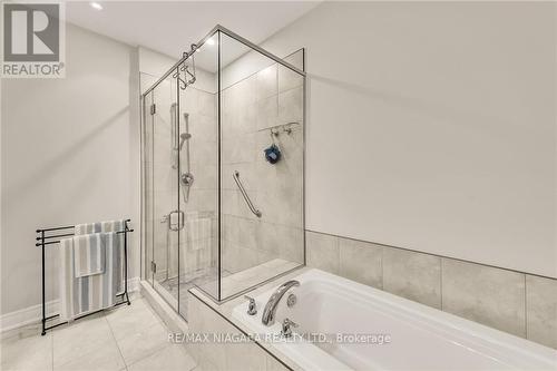 26 Emerald Common, St. Catharines, ON - Indoor Photo Showing Bathroom