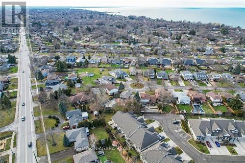 26 Emerald Common, St. Catharines, ON -  With View