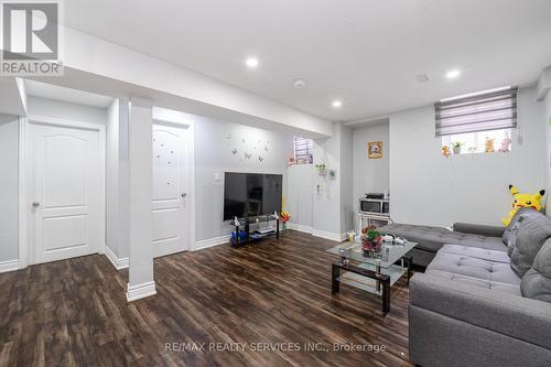 24 Spokanne Street N, Brampton, ON - Indoor