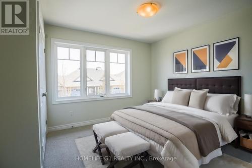 47 Videl Crescent N, St. Catharines, ON - Indoor Photo Showing Bedroom