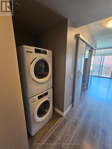 514 - 308 Lester Street, Waterloo, ON - Indoor Photo Showing Laundry Room