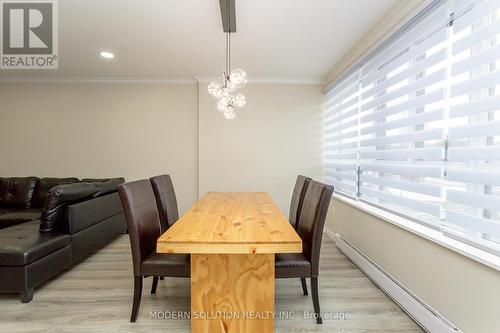 211 - 600 Grenfell Drive, London, ON - Indoor Photo Showing Dining Room