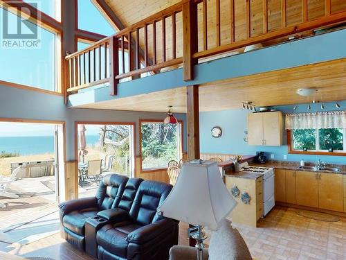 1736/1744 Vancouver Boulevard, Savary Island, BC - Indoor