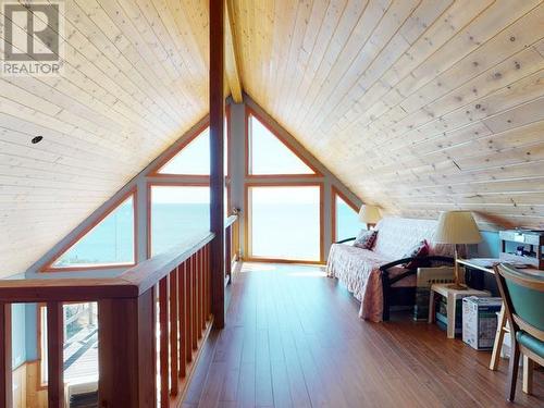 1736/1744 Vancouver Boulevard, Savary Island, BC - Indoor Photo Showing Other Room