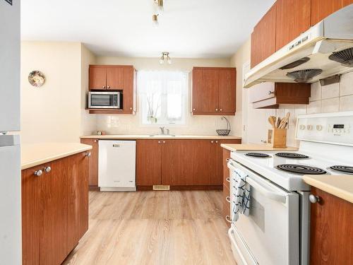 Kitchen - 4891 Rue De La Carriole, Montréal (Pierrefonds-Roxboro), QC - Indoor Photo Showing Kitchen