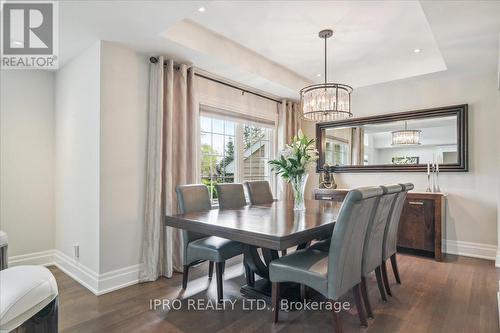 1037 Lakeshore Road W, Oakville, ON - Indoor Photo Showing Dining Room